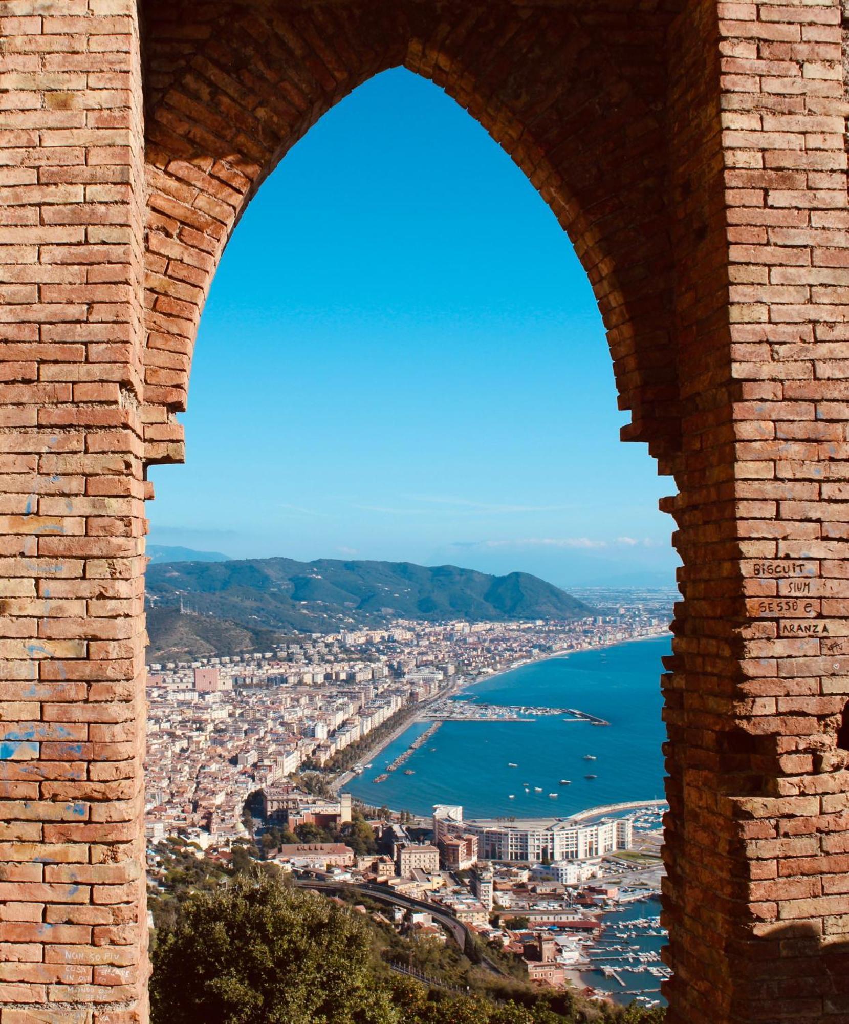 Nuova Luna Salerno Bagian luar foto